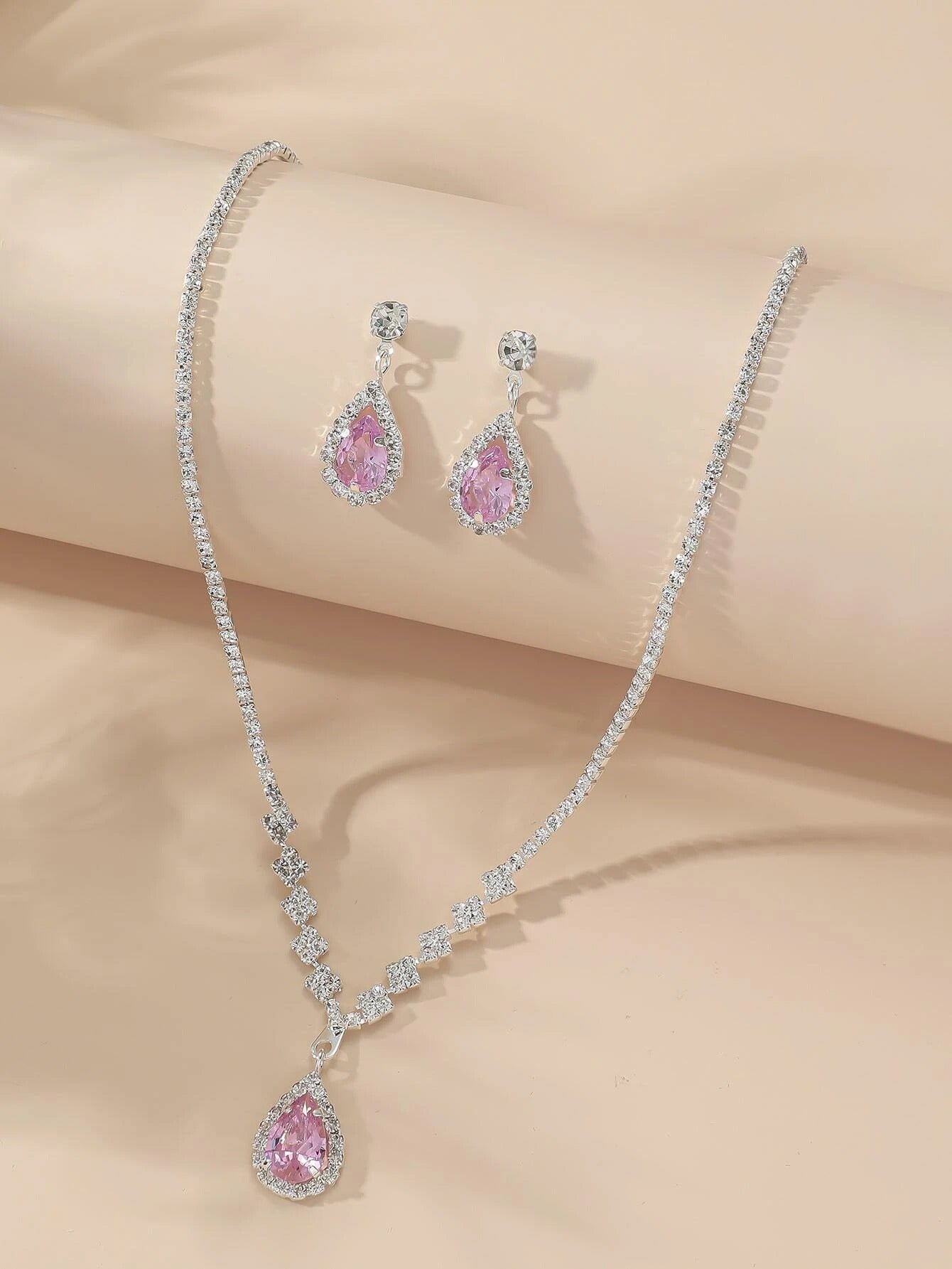 3 Wedding Season Women's Fashion Droplet Necklace and Earring Set Banquet Party Accessories 4055
