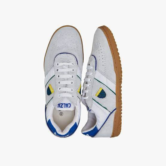 Volleyball shoes, squash shoe, tennis shoes,