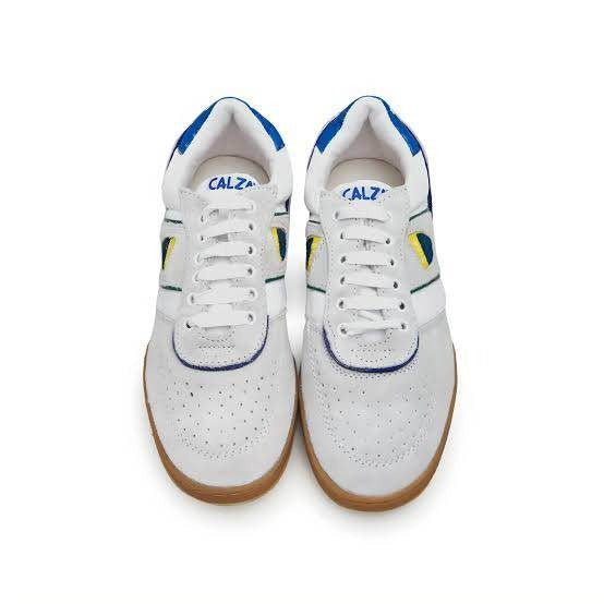 Volleyball shoes, squash shoe, tennis shoes,